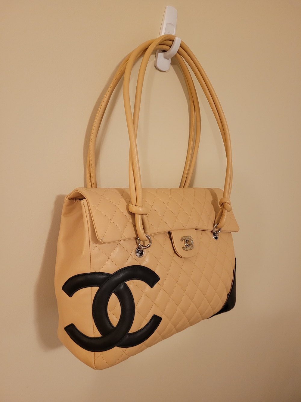 Brand New Authentic Vintage Chanel Cambon CC Women's Flap Bag - Beige & Black - Picture 2 of 11